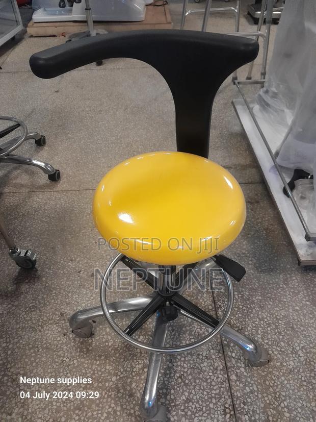 Doctor Stool With Back Rest