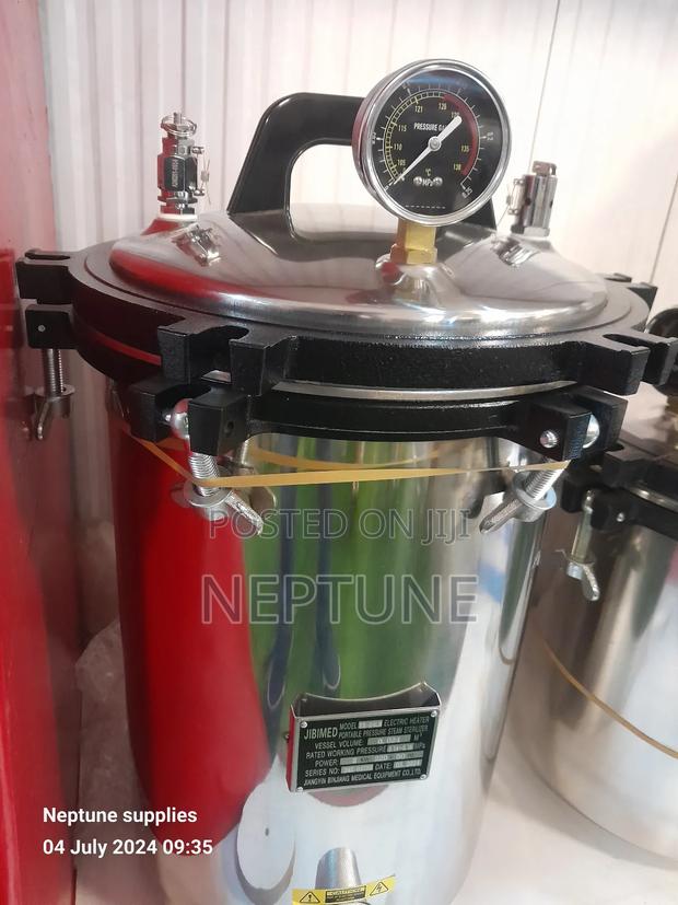 24l Autoclave - main view