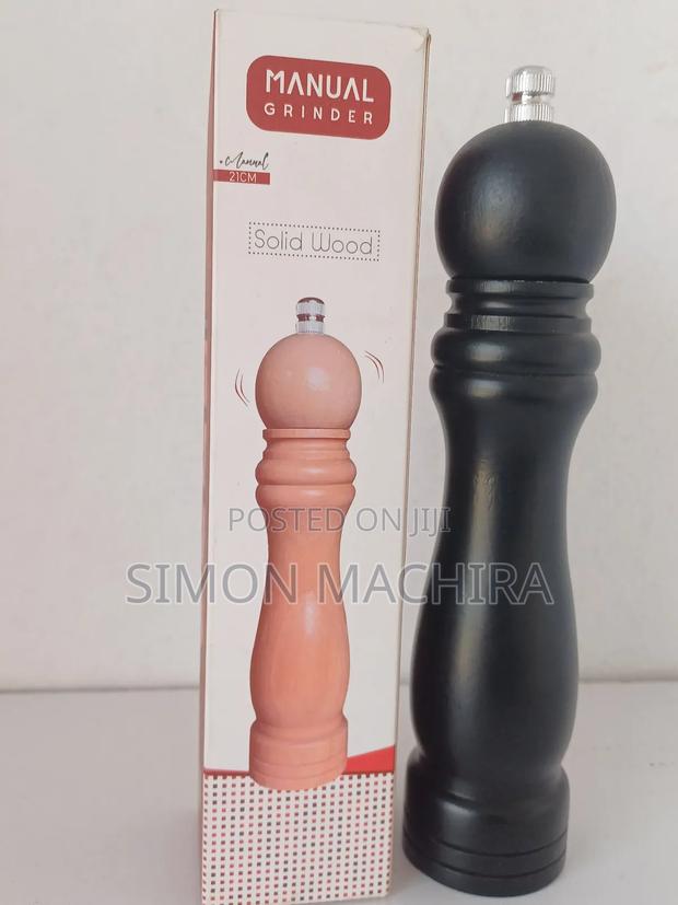 Pepper Mill and Grinder