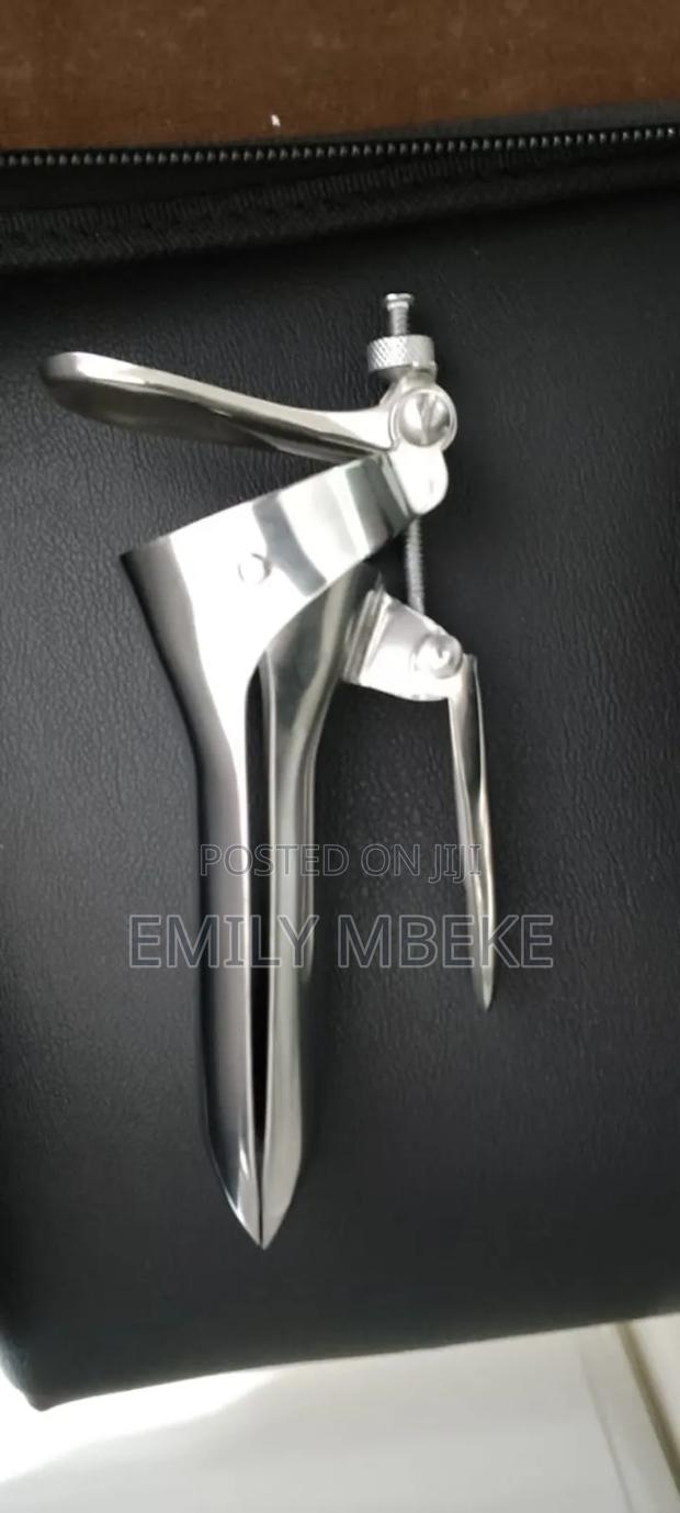 Metalic Vaginal Speculum - main view