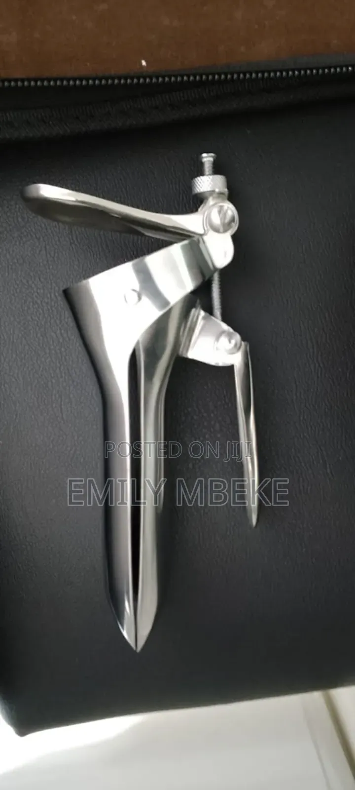 Metalic Vaginal Speculum