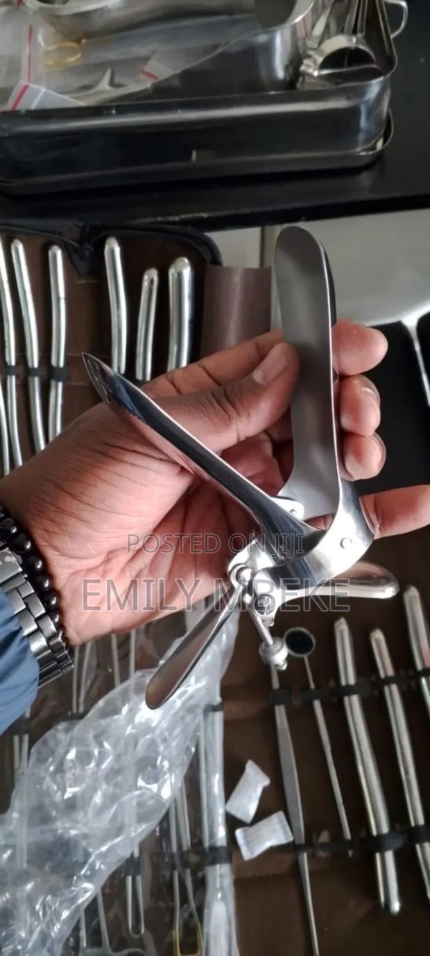 Metalic Vaginal Speculum - thumbnail 3