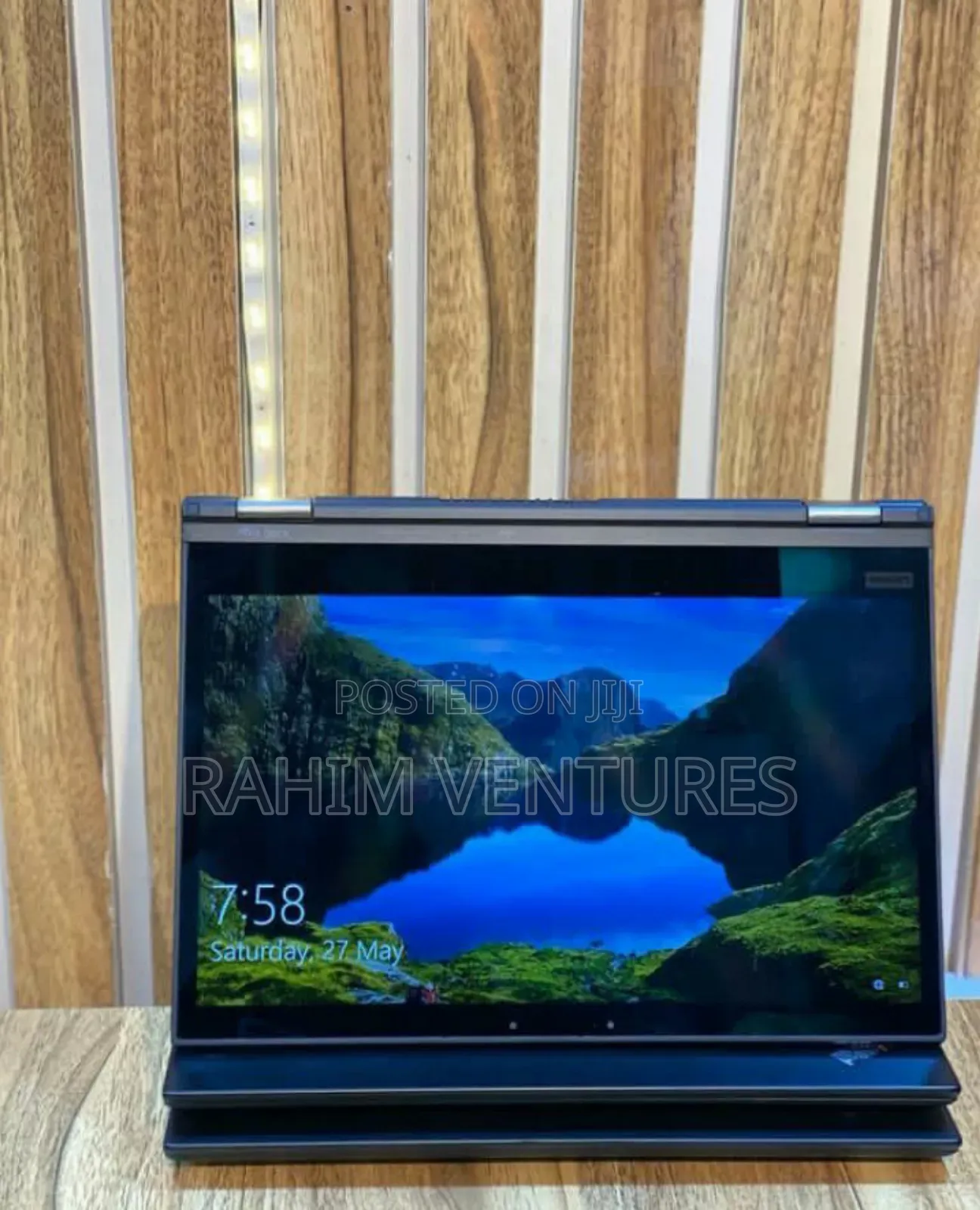 Laptop Lenovo ThinkPad X380 Yoga 8GB Intel Core i5 SSD 256GB