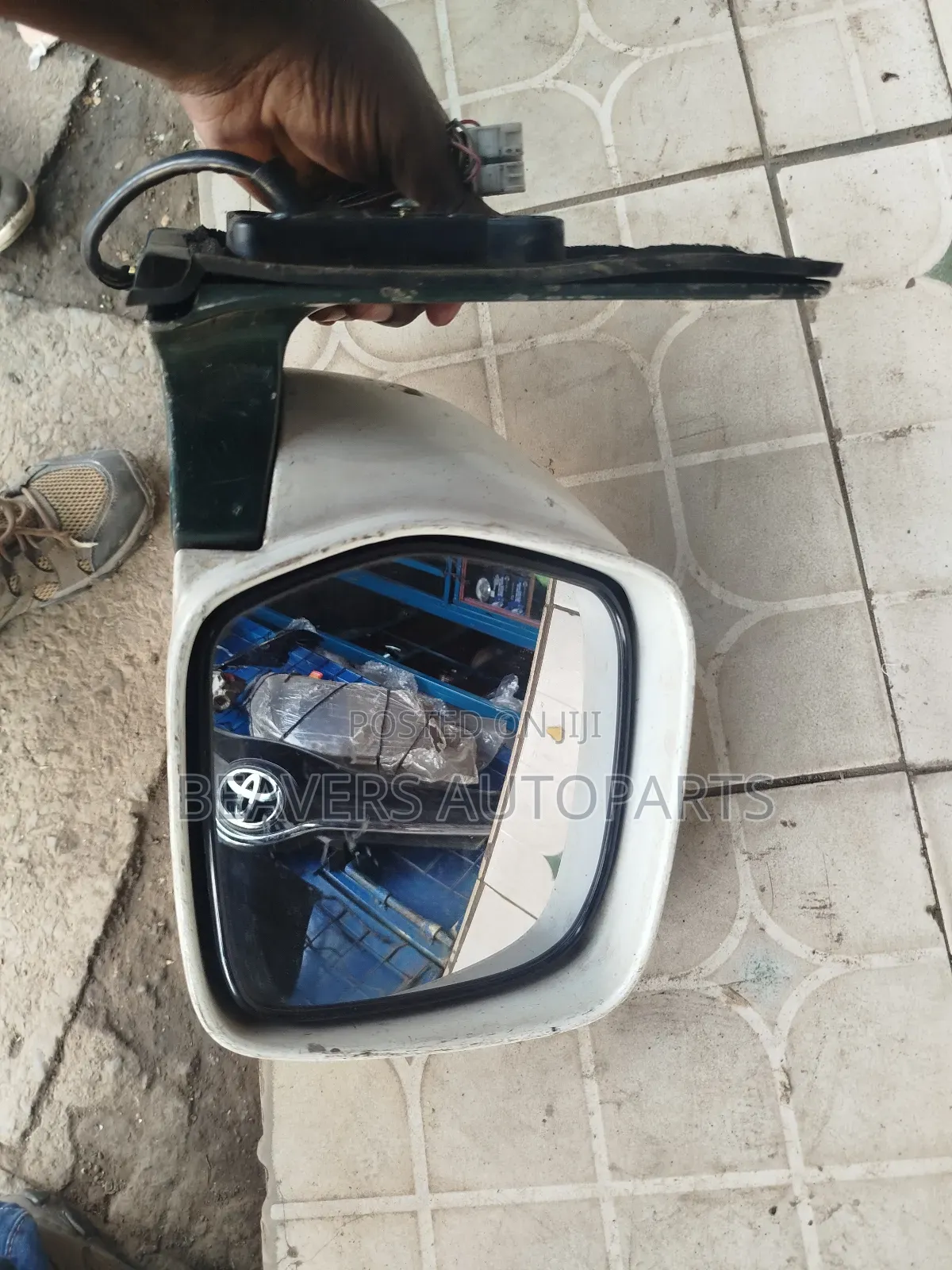 Landcruiser LC 100 Series Side Mirror
