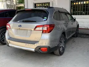 Subaru Outback 2.5i Limited AWD 2018 Gold