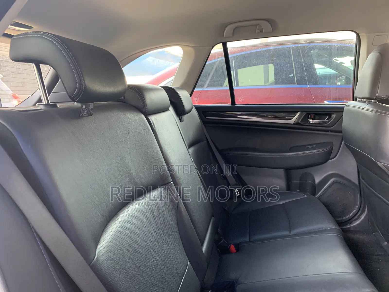 Subaru Outback 2.5i Limited AWD 2018 Gold