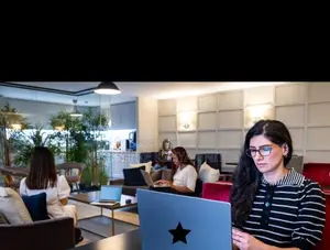 Magnificent And Large Offices With WIFI