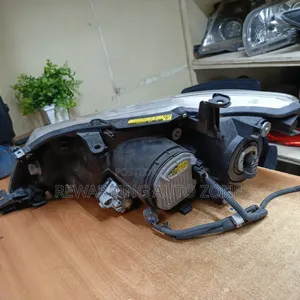 Fielder 2014 Zenon Headlight.Clear.