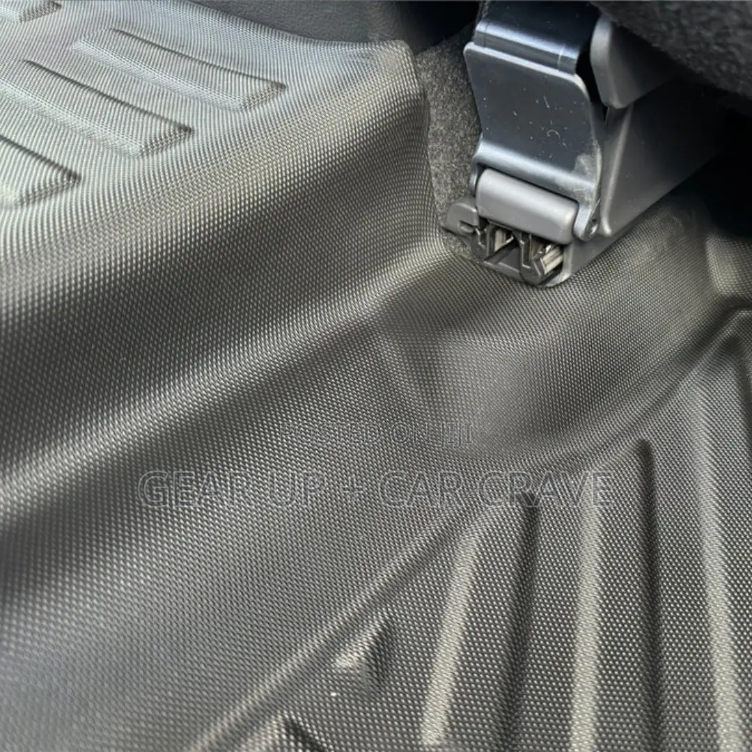 V8 Land Cruiser Lc 200 Series Rubber 3d Floor Mat Carpet