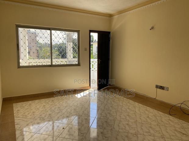 2bdrm Apartment in Nyali for rent - main view