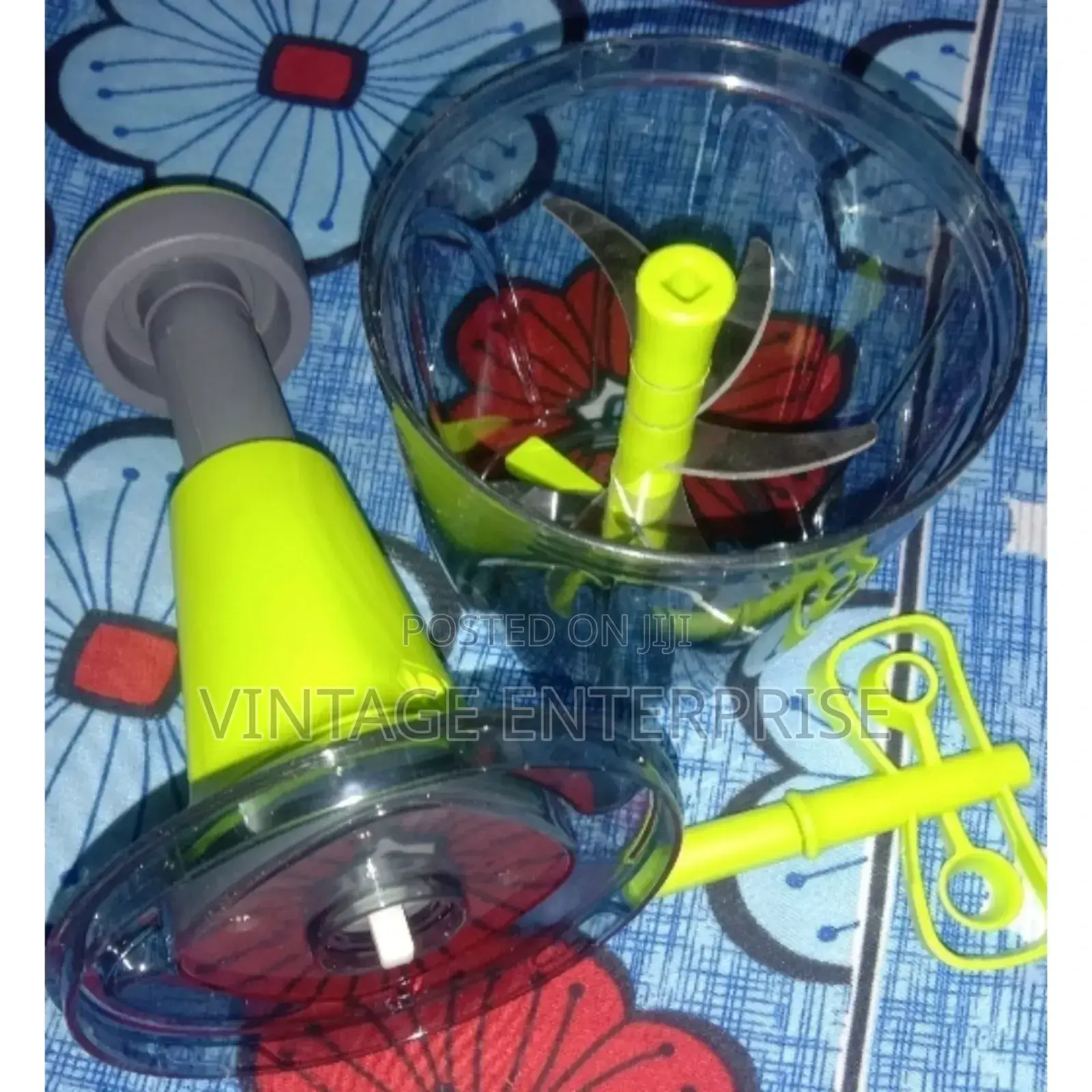 Manual Food Chopper (1.5ltrs Capacity).••√