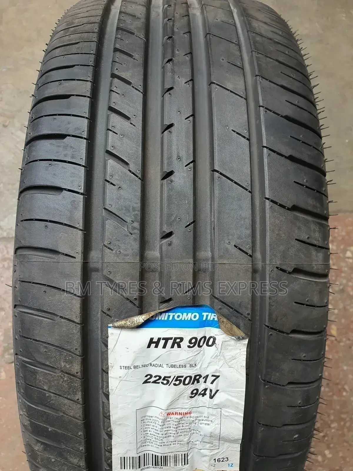 225 /50 R17 SUMITOMO (Japan)