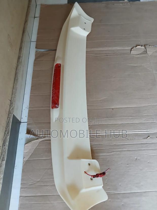 Toyota Prado Fj120 Spoiler With Led
