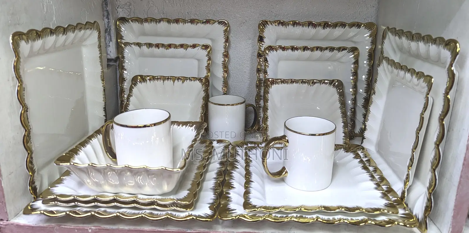 24pcs Luxury Squared Dinner Ware With Full Edged With Gold