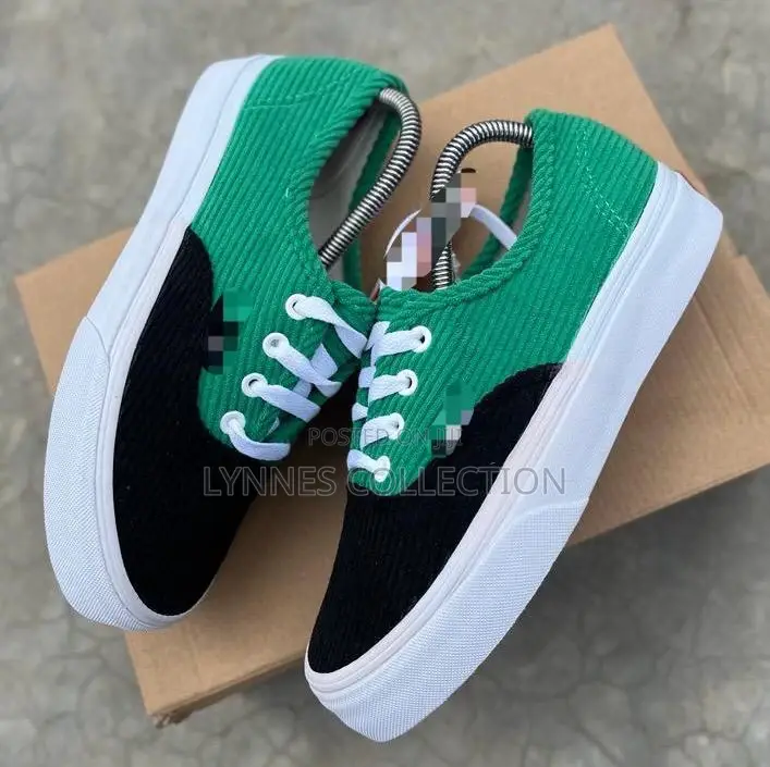 Coudroy Vans