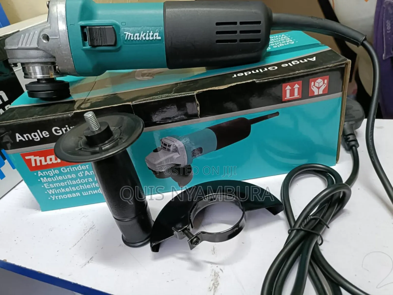 Makita Grinder, 4" Grinder