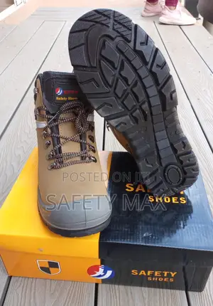 Safety Boot/High View Safety Boot. Brown