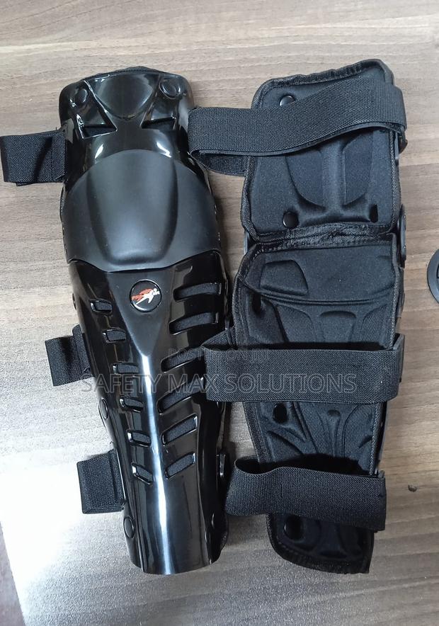 Safety Knee Guard/Plastic Knee Guard - thumbnail 2