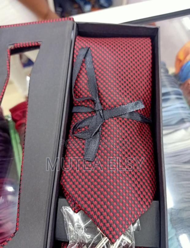 Red Black Official Tie Sets - thumbnail 3