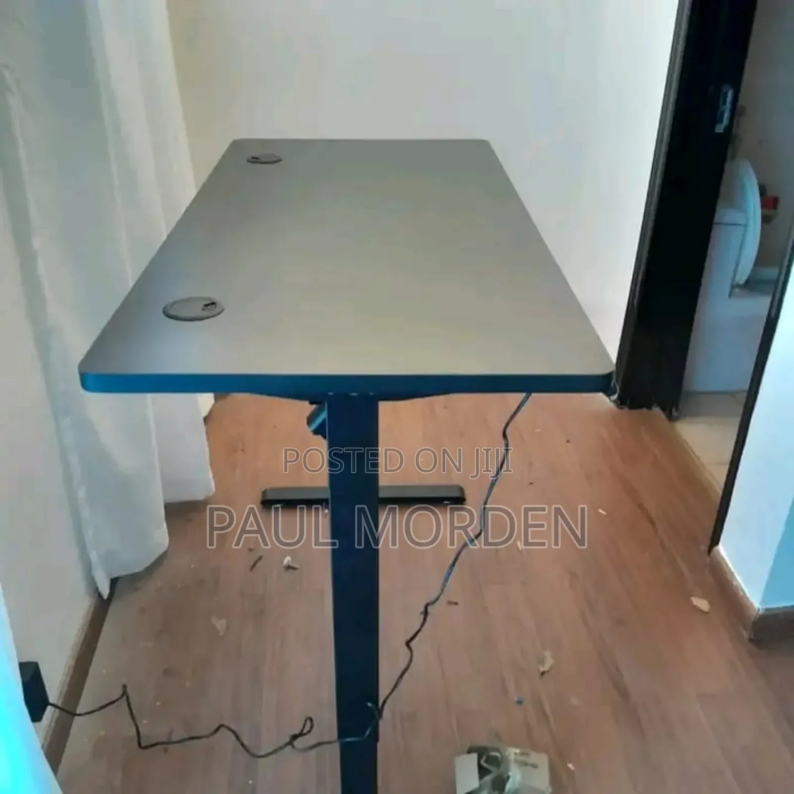 Electronic Adjustable Desk