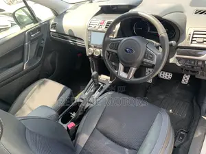 Subaru Forester 2.0XT Touring AWD 2017 Silver