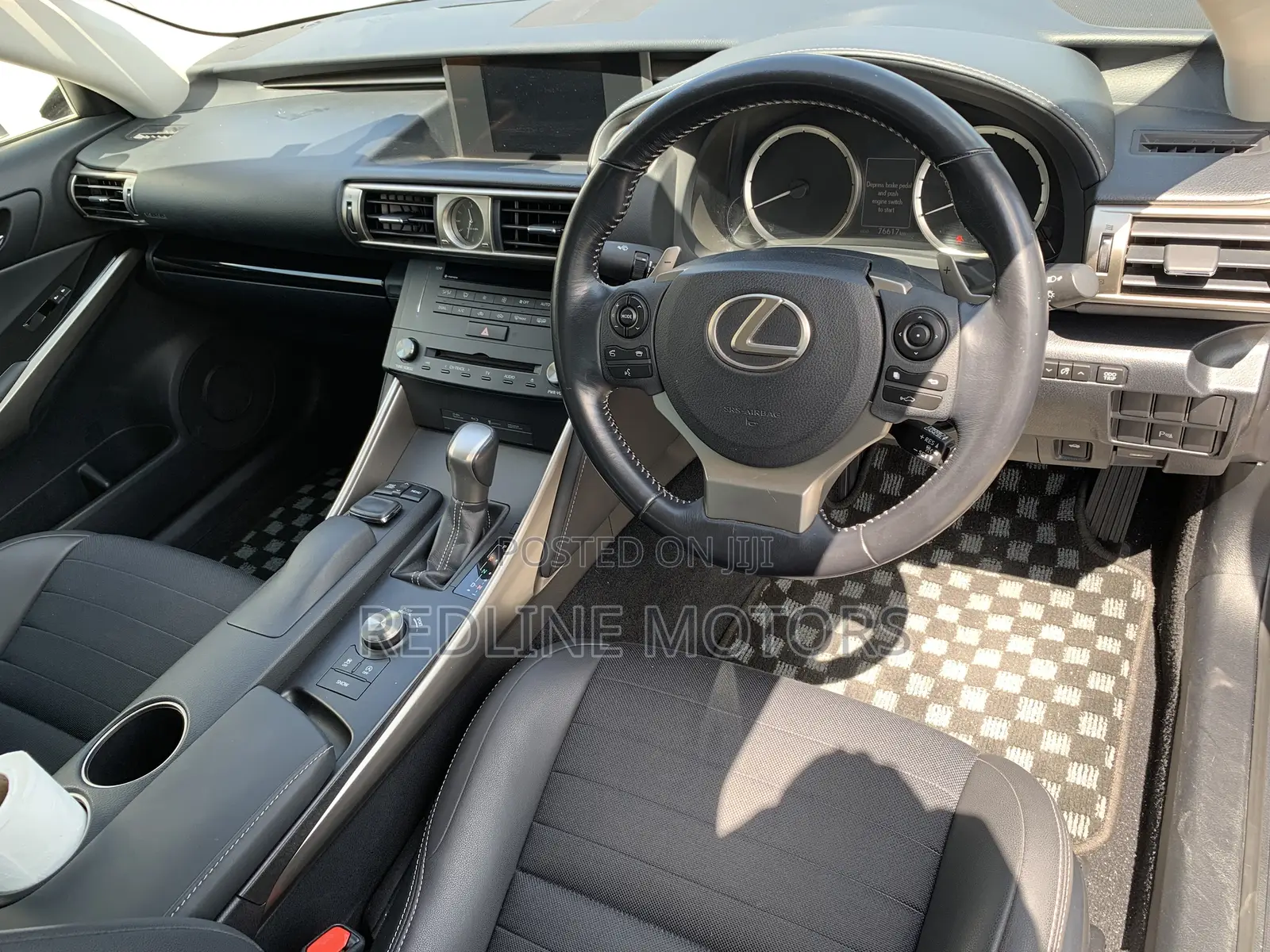 Lexus IS 200t 2016 Pearl