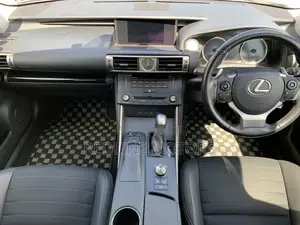 Lexus IS 200t 2016 Pearl