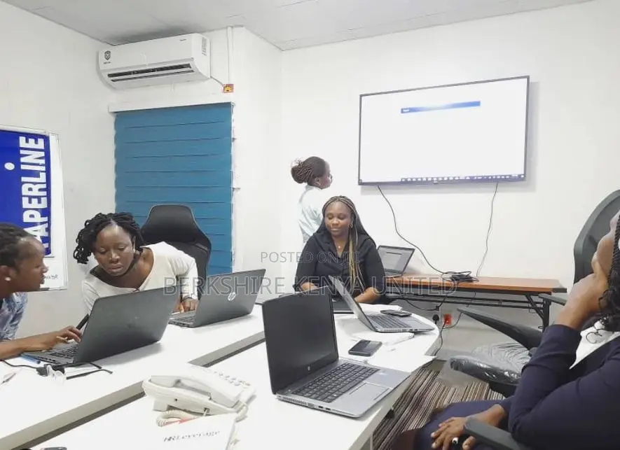 Spacious Work Space FOR 5-20 PEOPLE-FURNISHED