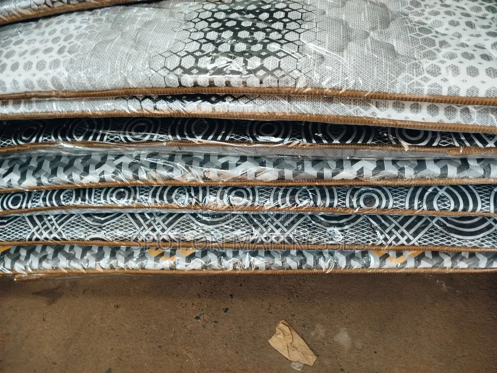 6by6 - Kingsize Mattress Toppers.