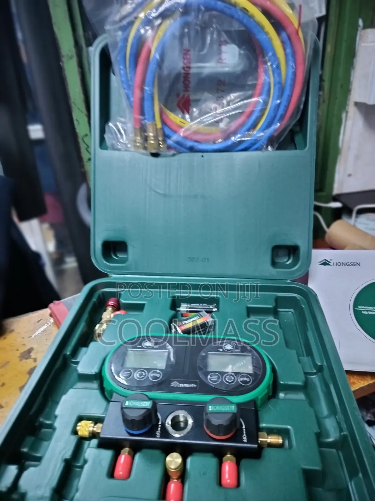 Digital Manifold Gauge