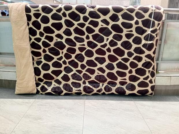 Single Warm Woolen Duvets Available
