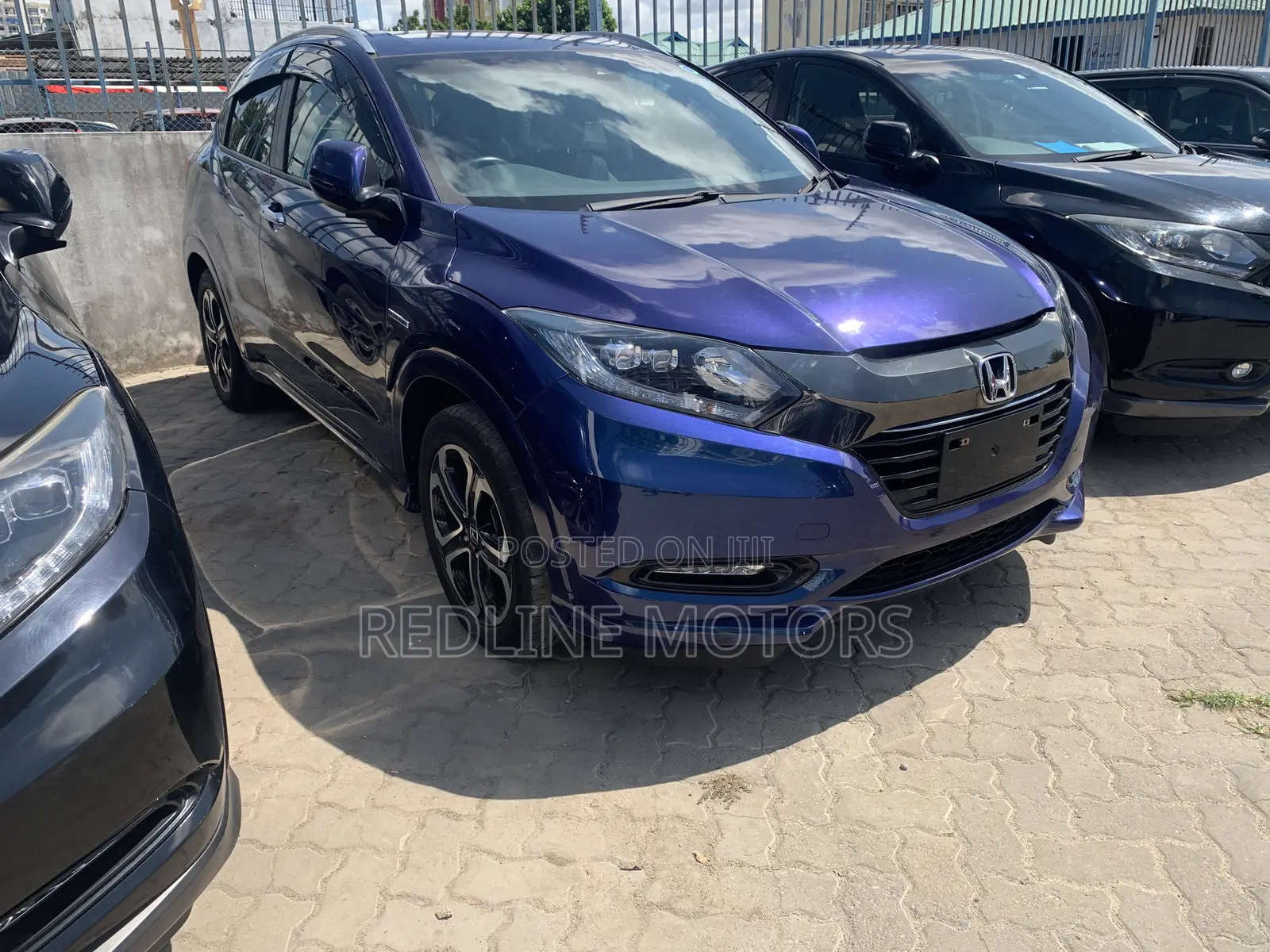 Honda Vezel 1.5 Hybrid 2WD 2017 Matt Black