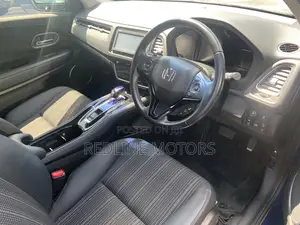 Honda Vezel 1.5 Hybrid 2WD 2017 Matt Black