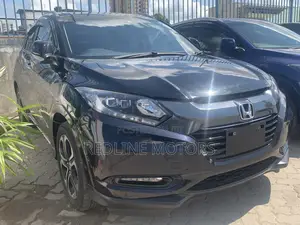 Honda Vezel 1.5 Hybrid 2WD 2017 Black