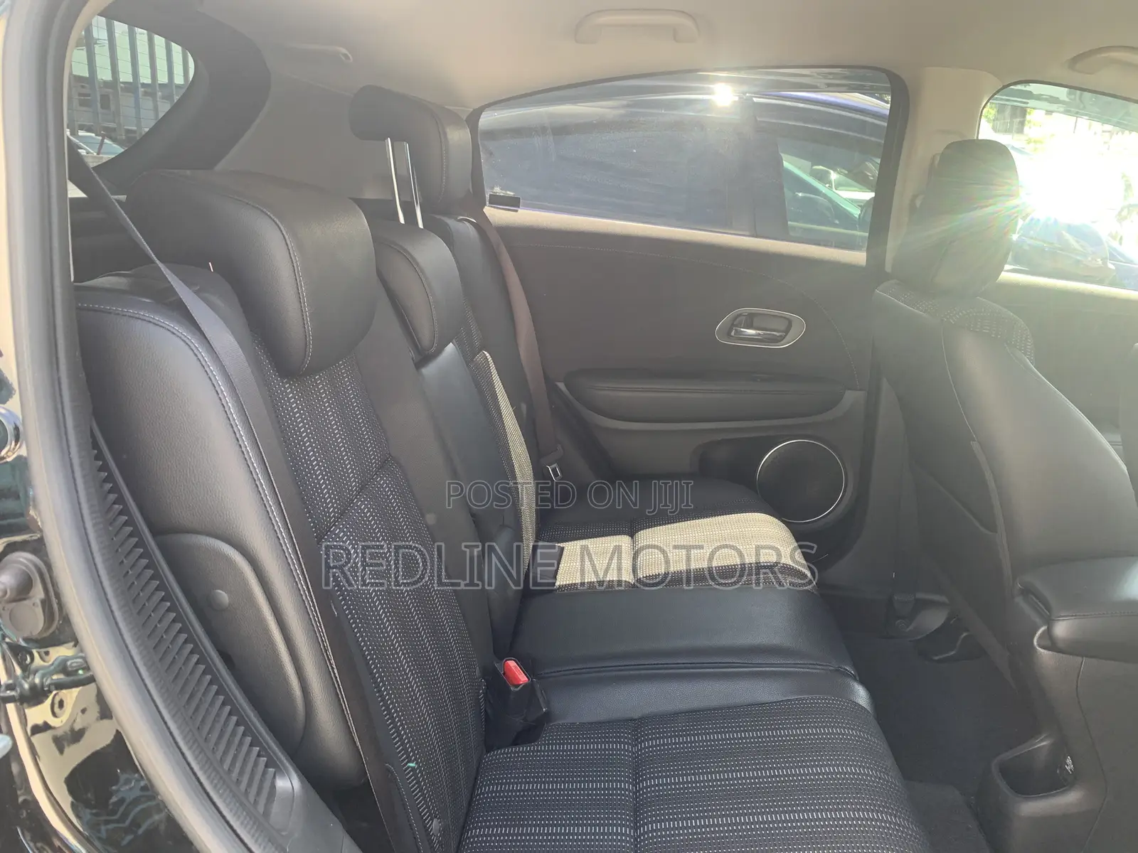 Honda Vezel 1.5 Hybrid 2WD 2017 Black