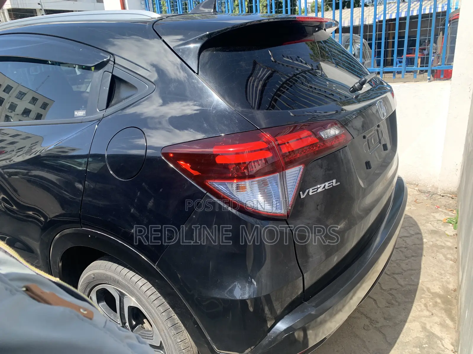 Honda Vezel 1.5 Hybrid 2WD 2017 Black