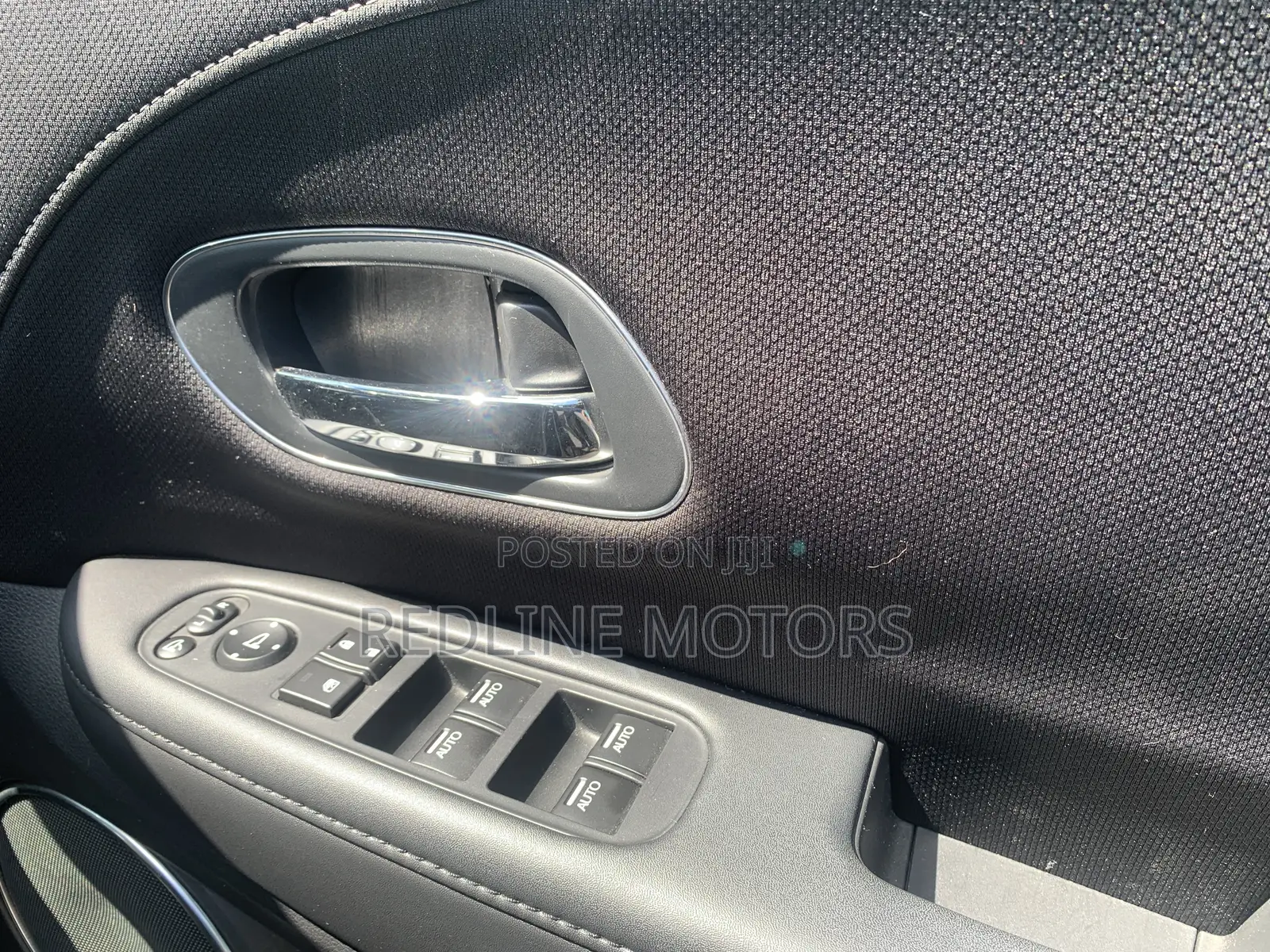 Honda Vezel 1.5 Hybrid 2WD 2017 Black
