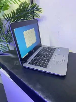 Laptop HP EliteBook 820 G3 8GB Intel Core I7 SSD 256GB