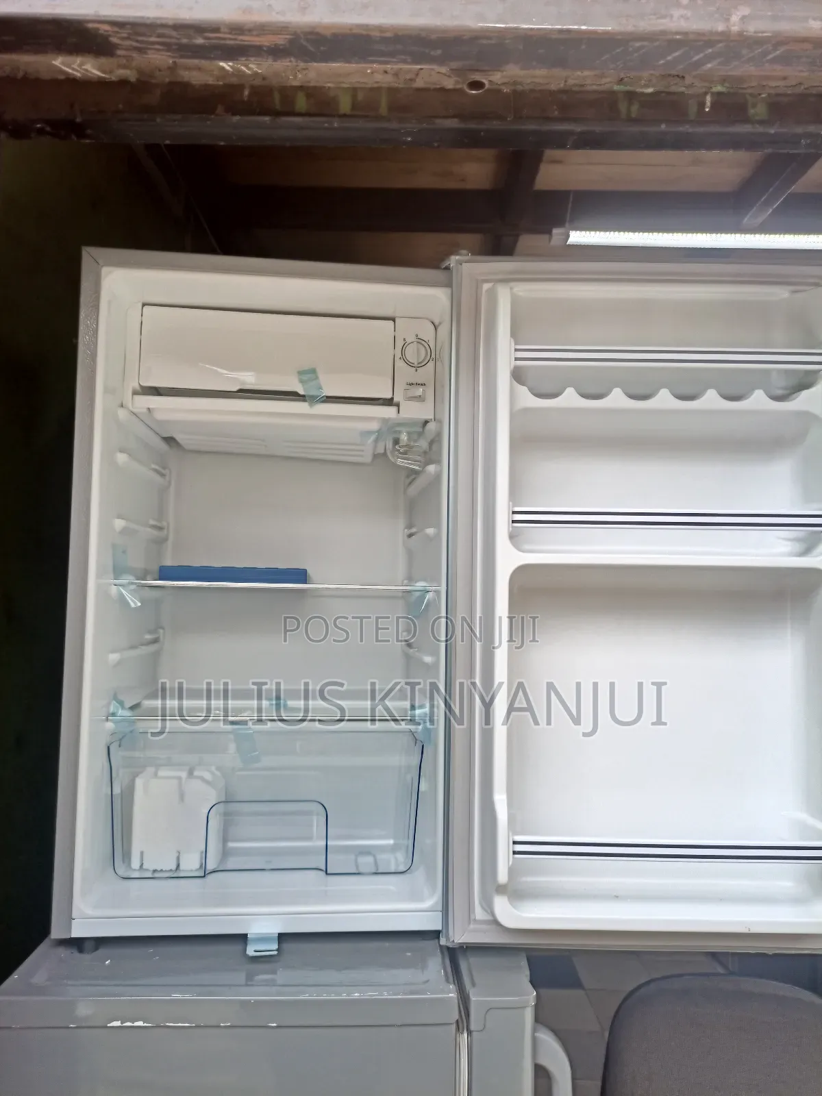 Ramtons Table Top Fridge