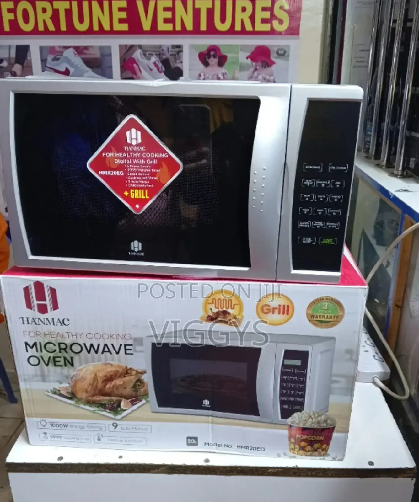 £Classic Hanmac Digital Microwave With Grill