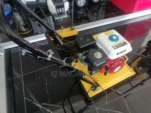 PLATE Compactor 80kg With Aico Japan Petrol Engine.