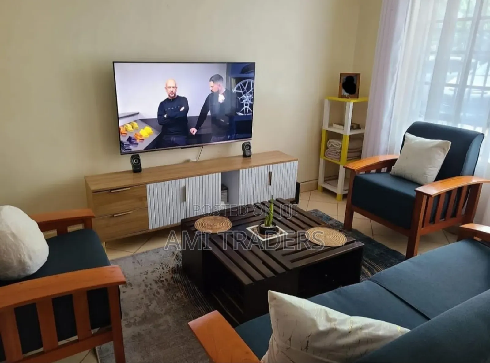 Modern Luxury Tv Stand (6FT)