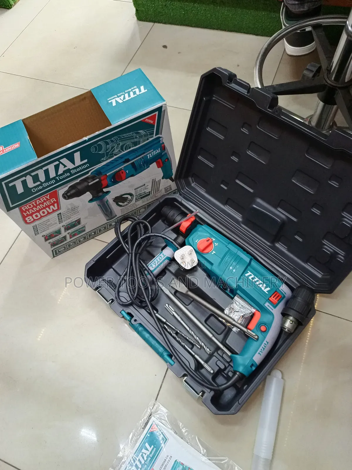 Total Rotary Hammer With Two Chucks 800watts