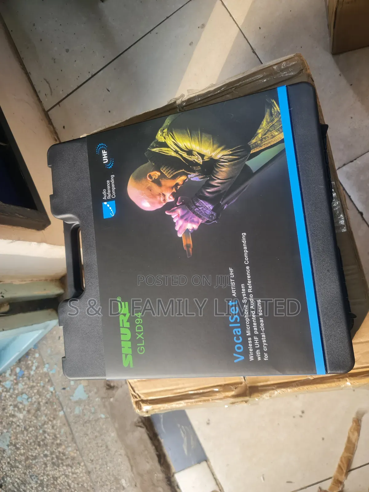 Shure 4 in 1 Wireless With Briefcase GLXD94