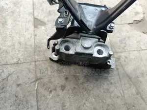 Engine Mointing Rav 4 ACA31 /Vanguard