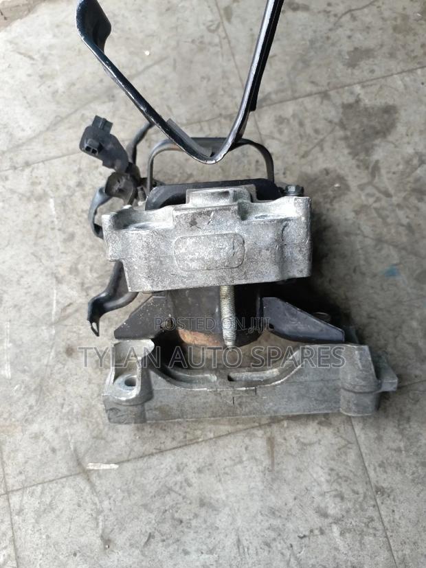 Engine Mointing Rav 4 ACA31 /Vanguard - thumbnail 3