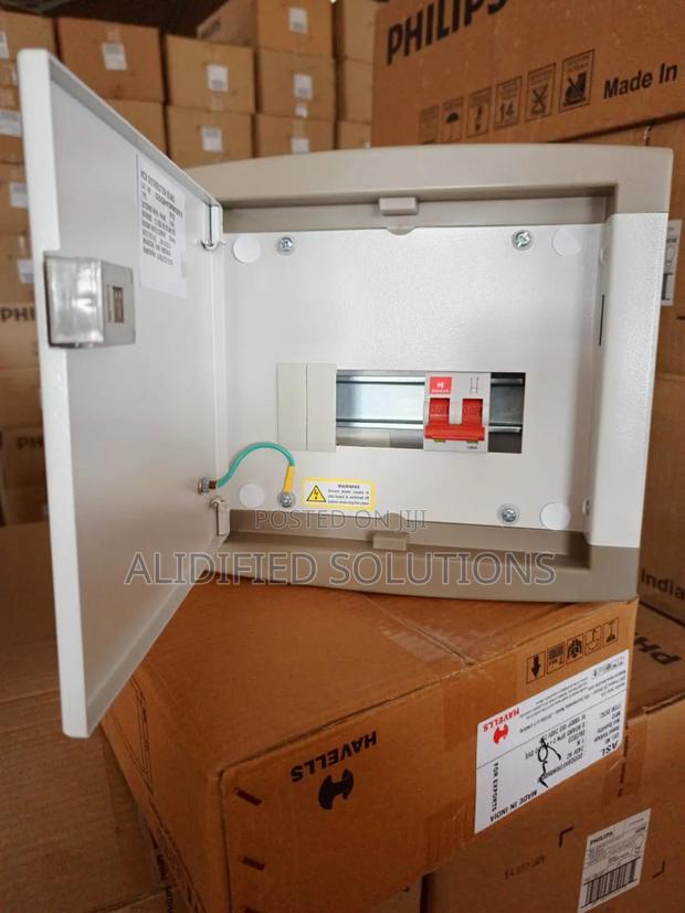 Consumer Unit 4way - thumbnail 2