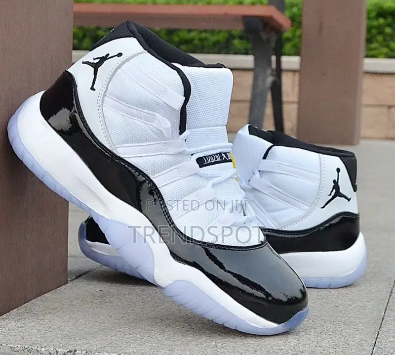 Air Jordan 11