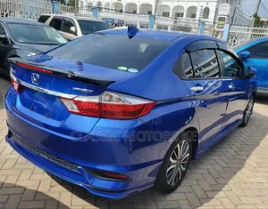Honda Grace 1.5 Hybrid FWD 2018 Blue