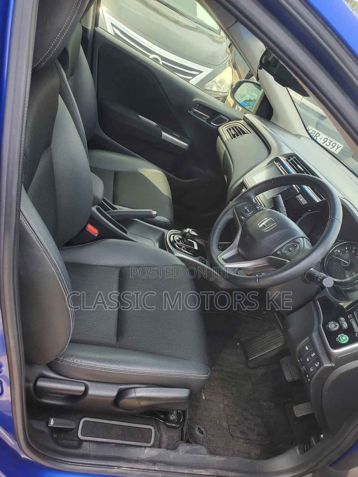 Honda Grace 1.5 Hybrid FWD 2018 Blue